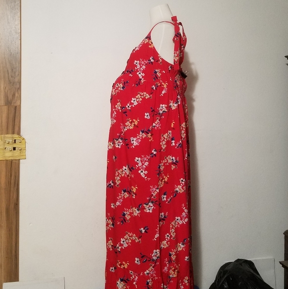 Isabel Maternity Floral Dress - Picture 3 of 9